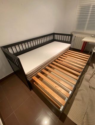 Diván/Cama Extensible Ikea Hemnes + 2 Colchones
