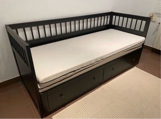Diván/Cama Extensible Ikea Hemnes + 2 Colchones