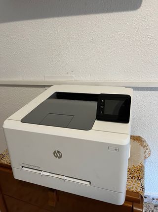 Impresora HP Color LaserJet Pro M255dw