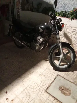 Honda CB250F Naked Original ITV hasta 2027 85 kilo