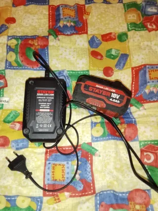 Cargador y Batería Stayer 18V