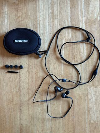 Shure SE215 Auriculares In Ear Profesionales