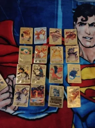 Cartas Pokémon Doradas - 16 Unidades