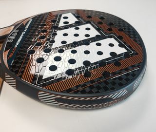 pala padel Adidas Cross It Carbon Ctrl 2026 nueva
