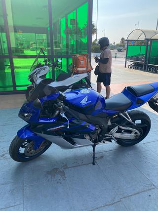 Honda CBR 1000RR 2005