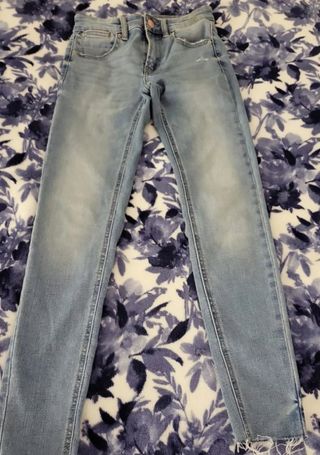 Pantalón vaquero y más..