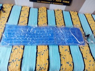 Teclado Pretex azul  luminoso con funda