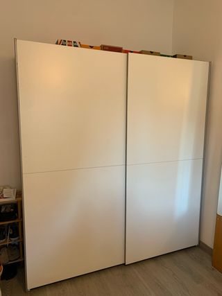 Armario blanco puertas correderas