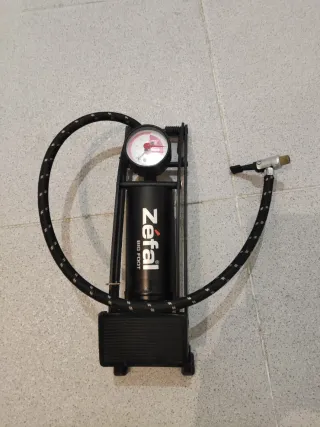 Bomba de pie Zefal Big Foot