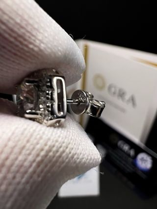 Pendientes Place Vendôme elegantes de Moissanita