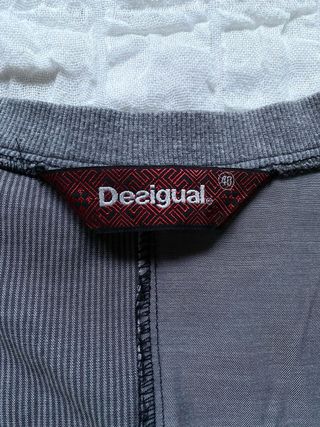 Mini abito/maxi maglia patchwork Desigual