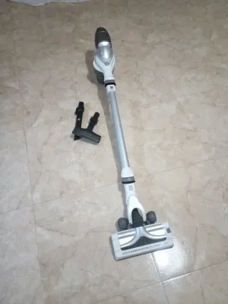 Aspiradora escoba ligera