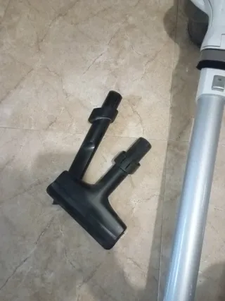 Aspiradora escoba ligera