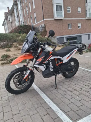 KTM 890 Adventure R