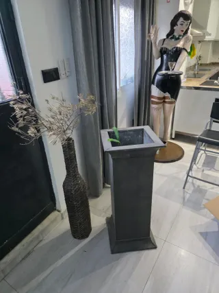 Columna decorativa, jarrón 130cm