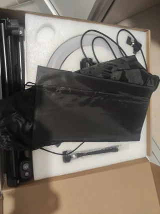 Aro de Luz LED RGB 10 con Trípode y Mando