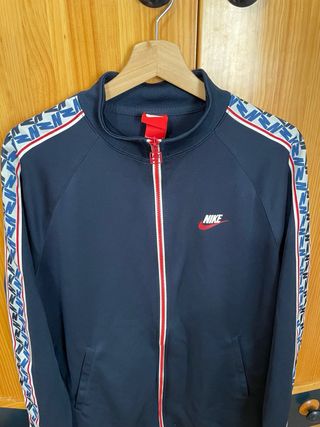 Chaqueta Larga Nike Talla XL