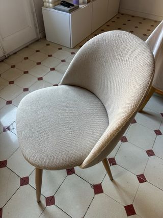 Par de sillas Kenay – diseño moderno, tapizadas en