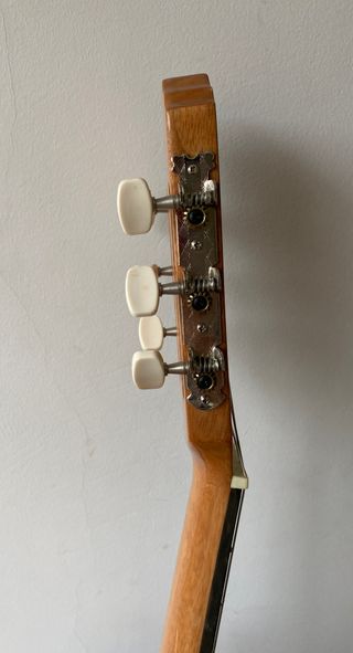 Guitarra Clásica Admira mod. Alba 3/4 + Funda