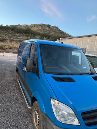 Mercedes-Benz Sprinter 2012