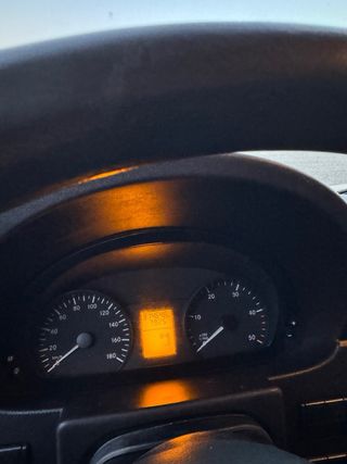 Mercedes-Benz Sprinter 2012