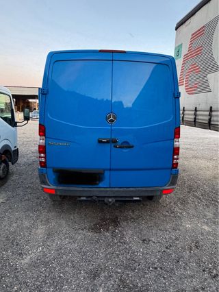 Mercedes-Benz Sprinter 2012