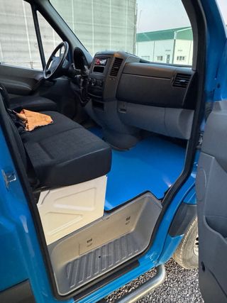 Mercedes-Benz Sprinter 2012