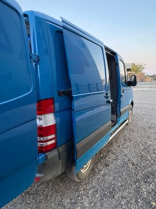 Mercedes-Benz Sprinter 2012