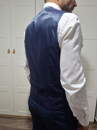 Traje de Novio Azul Elegante Moderno