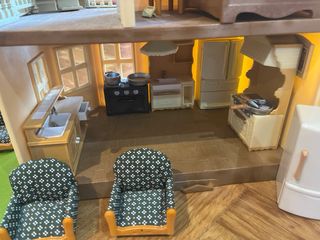 Casa Sylvanian con familia y coche