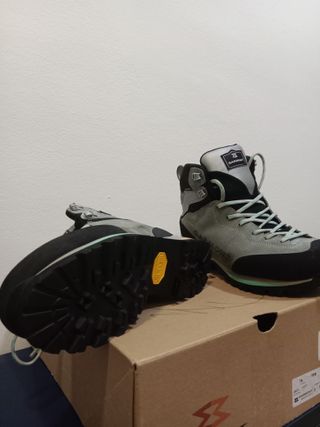 Botas Garmont Ascent GTX Mujer Talla 38