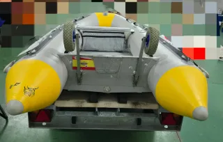 Lancha tipo Zodiac 3.30m 2021 + remolque