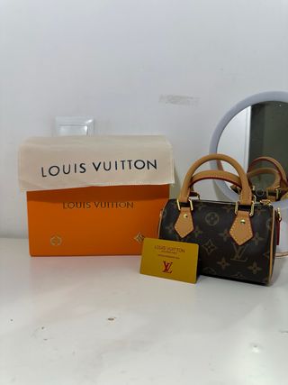 Bolso Louis Vuitton Nano Speedy Marrón