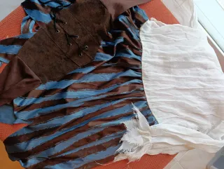 Varios vestidos disfraz niña