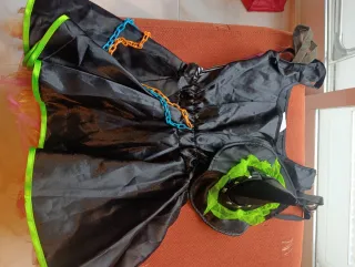 Varios vestidos disfraz niña