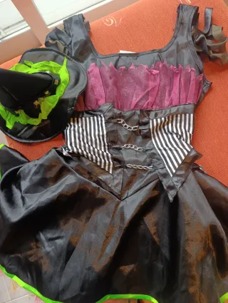 Varios vestidos disfraz niña