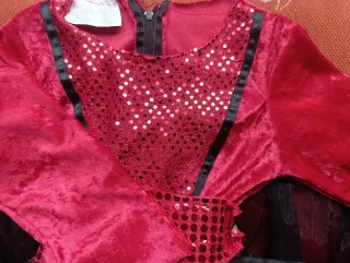 Varios vestidos disfraz niña