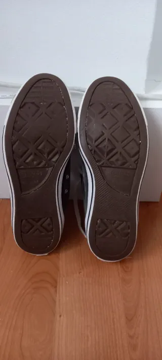 Zapatillas Converse grises talla 41.5