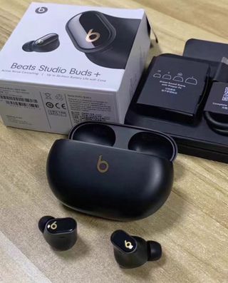 Auricolari Beats Studio Buds+ Nero/Oro