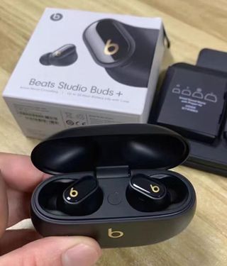 Auricolari Beats Studio Buds+ Nero/Oro