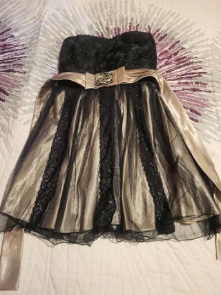 Vestido fiesta corto negro y dorado