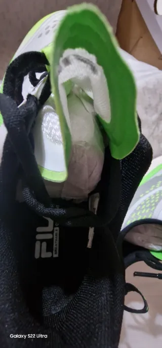 Fila BERYLLIUM Scarpe da Ginnastica Verdi e Bianch