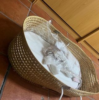 Capazo de mimbre para bebé