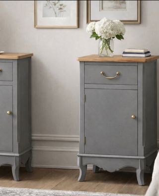 Mesitas de noche restauradas por encargo