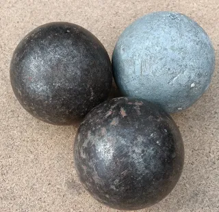 Bolas de petanca antiguas