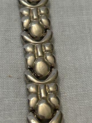 Lote bisutería: collares , reloj Orient, pulsera.