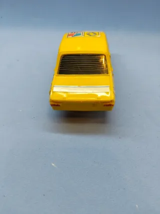 Scalextric Renault 12 Amarillo