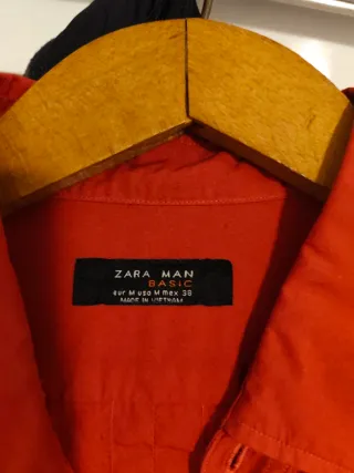 Camisa roja de manga larga