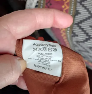 Borsa grande a mano e tracolla