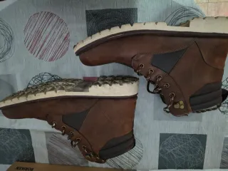 Botas de hombre marrones